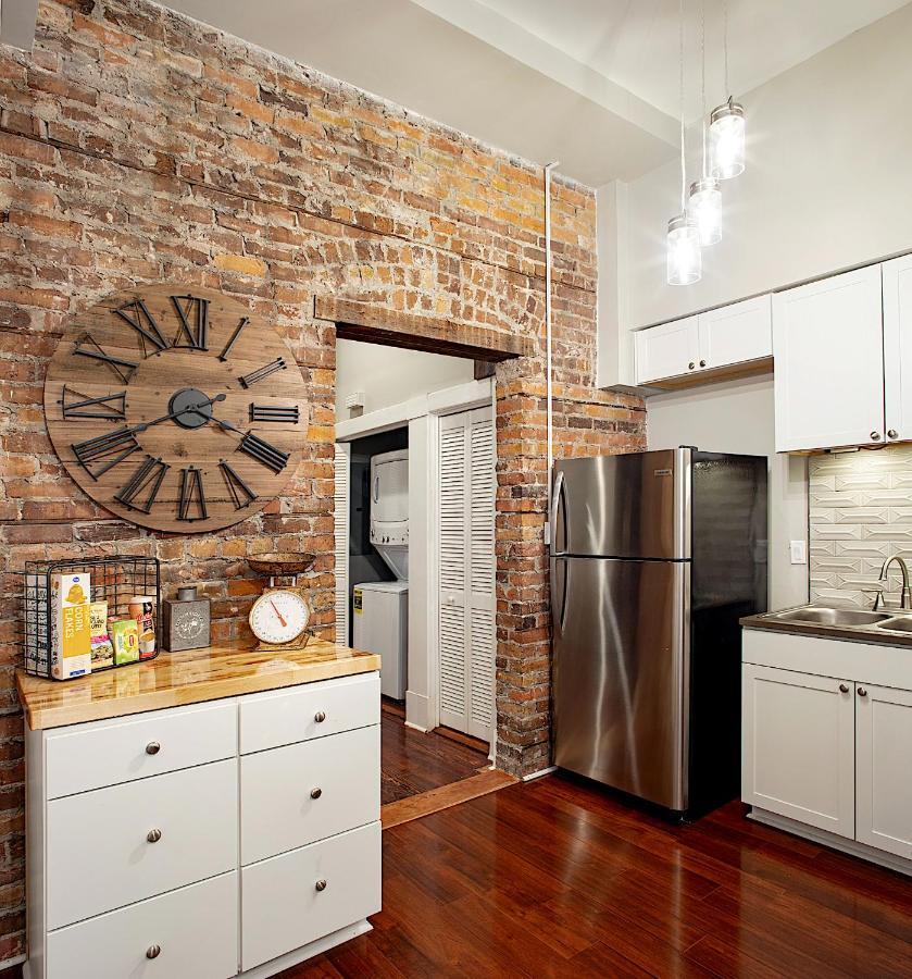 Newly Renovated Historic Savannah Townhome! Екстер'єр фото