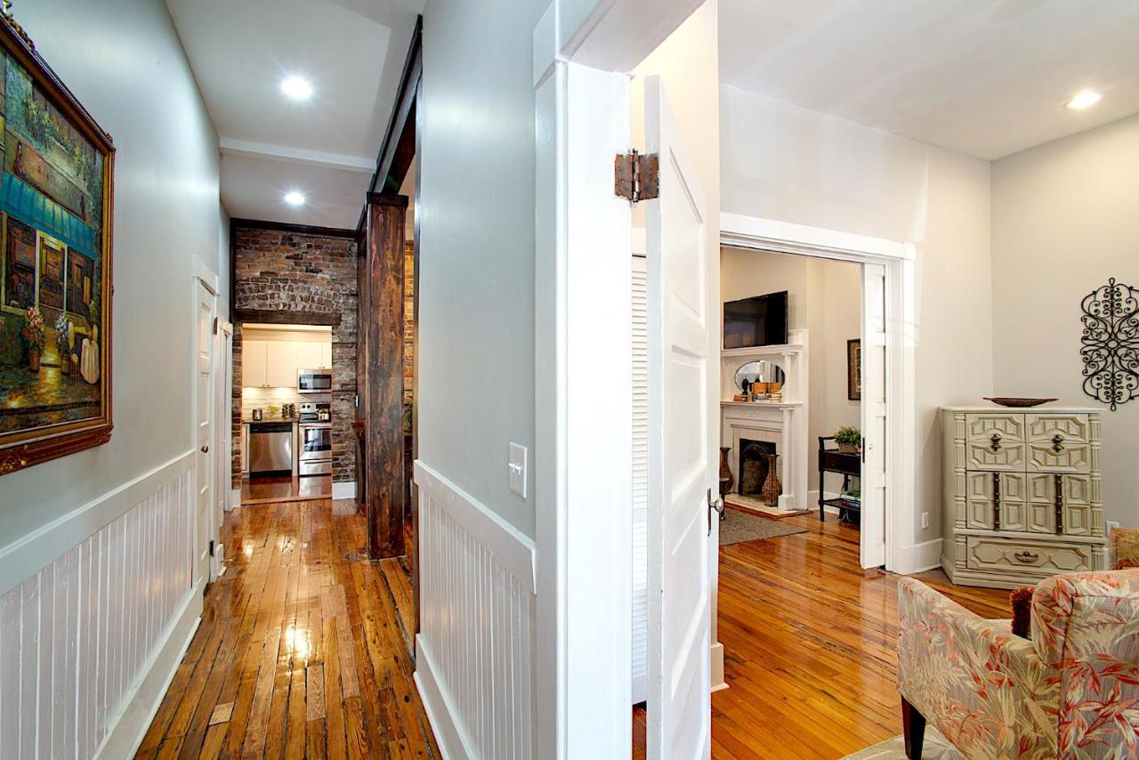 Newly Renovated Historic Savannah Townhome! Екстер'єр фото